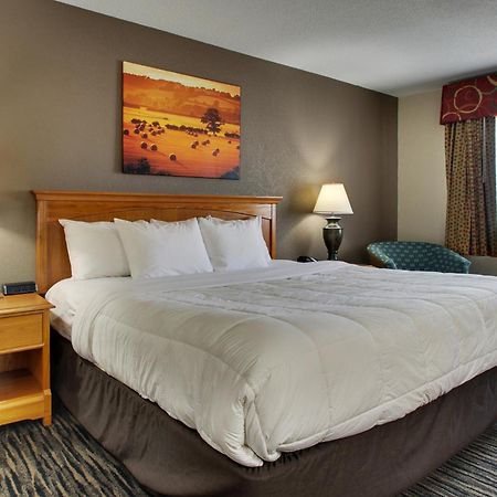 Everspring Inn & Suites Oskaloosa Exteriör bild